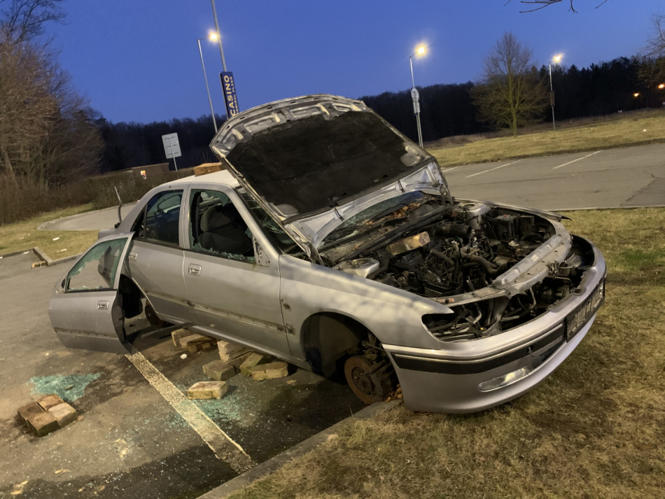 Michal Vozobule: Vítám změnu zákona který umožní z ulic odstraňovat autovraky