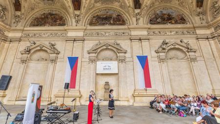 Na Plzeň do Senátu. Do Valdštejnské zahrady přiveze západočeská metropole i muzikál