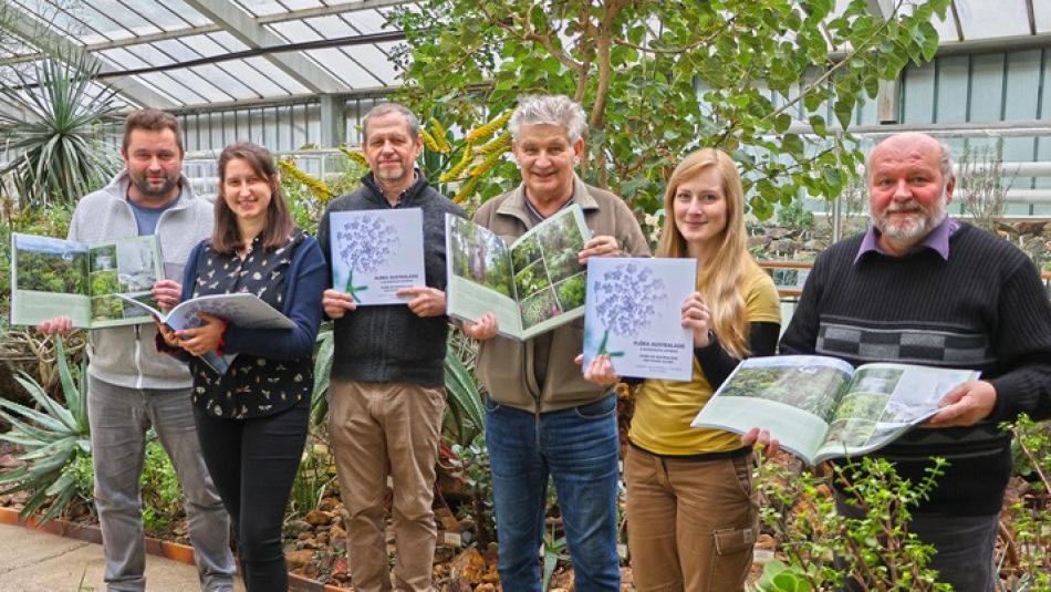 Milovníci exotických rostlin se můžou radovat! Plzeňská Zoologická a botanická zahrada vydala knihu o rostlinách Austrálie a Oceánie