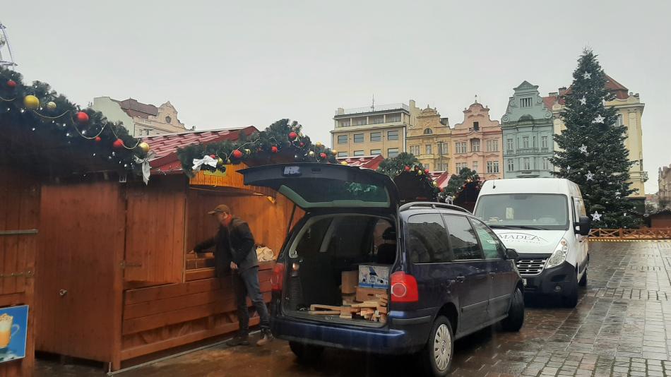 Trhovci už na spásu nečekají a balí