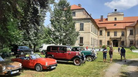 Jízda Jiřího Kristiána Lobkowicze přilákala značný počet zájemců