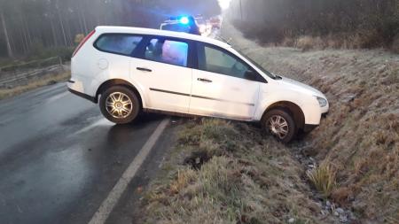 Namrzlá vozovka mezi Dobřívem a Strašicemi způsobila už dvě nehody!