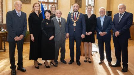 Město Plzeň ocenilo mladou vědkyni, výtvarníka, lékaře a ochránce přírody, zakladatele soukromého rozhlasového vysílání a také právníka, filantropa a umělce