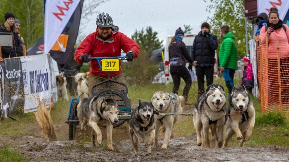 Nečekaný sníh zaskočil pořadatele Stříbrského sprintu