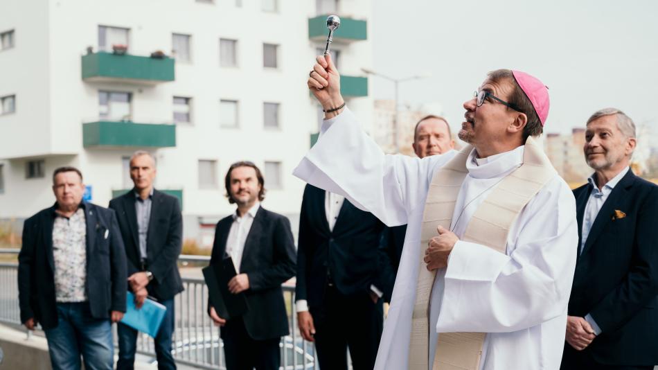 Plzeňské biskupství nabízí stovku nových nájemních bytů