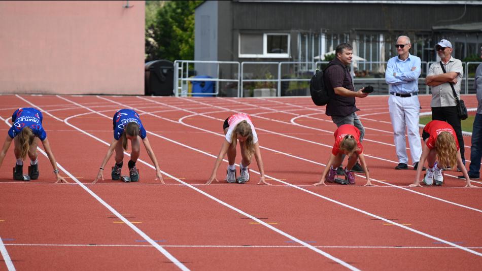 Karlovy Vary dokončily rekonstrukci atletického stadionu    