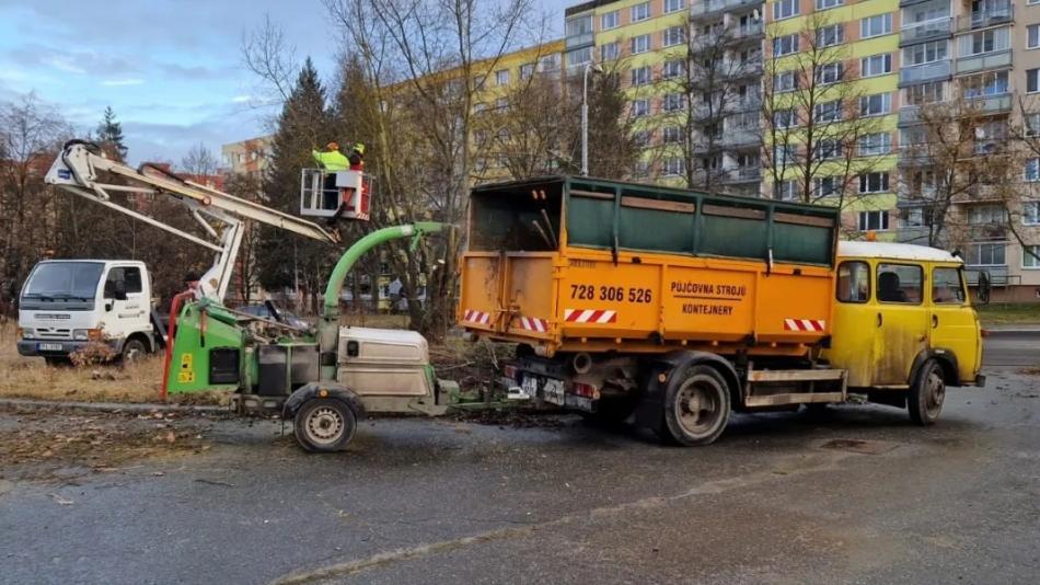 Obvod zajistil dočasná parkovací místa v zadních Skvrňanech