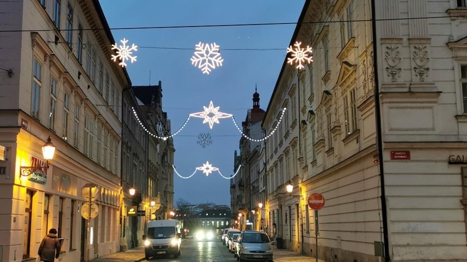 Vánoční výzdoba začne mizet z plzeňských ulic